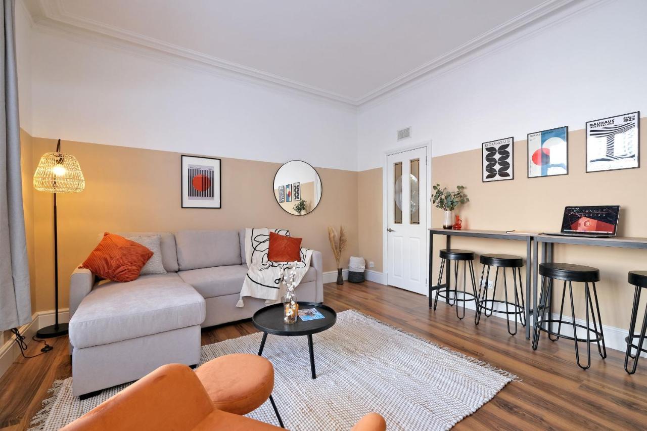 Sensational West End Living With Bicocca