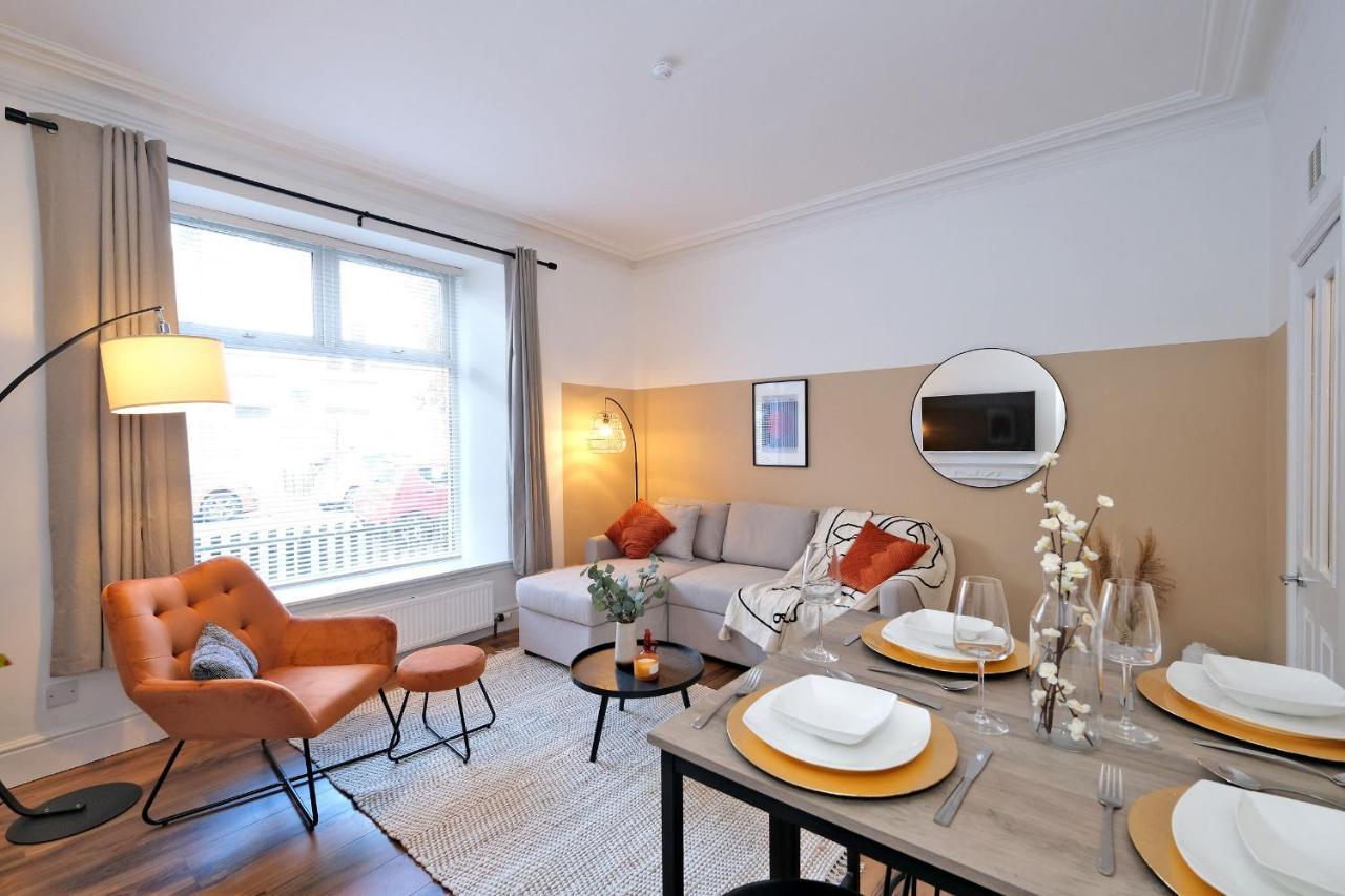 Sensational West End Living With Bicocca Apartment