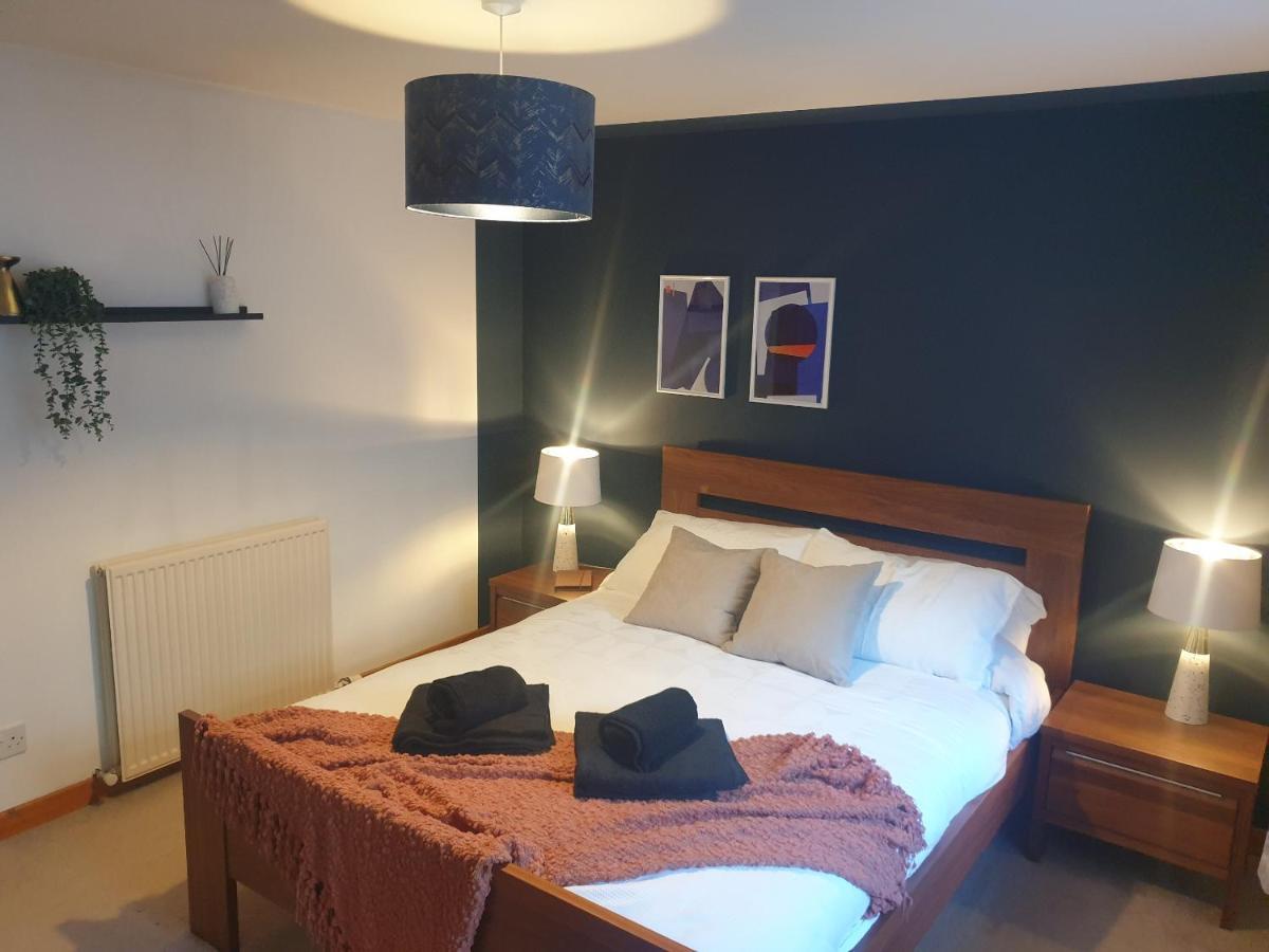 Apartment Sensational West End Living With Bicocca