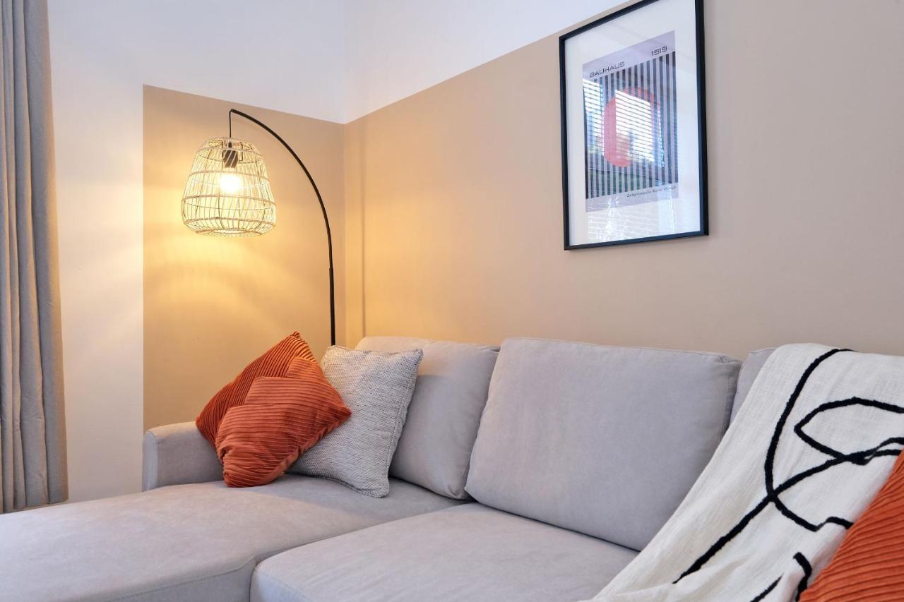 Apartment Sensational West End Living With Bicocca