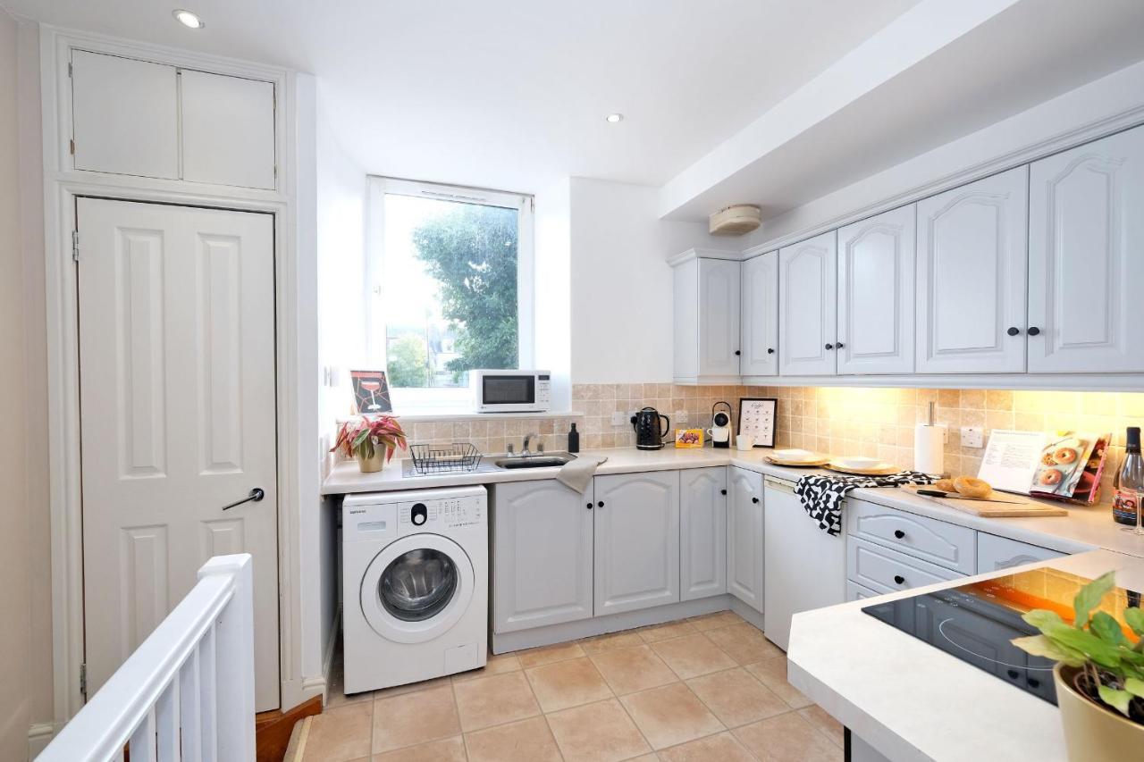 Sensational West End Living With Bicocca
