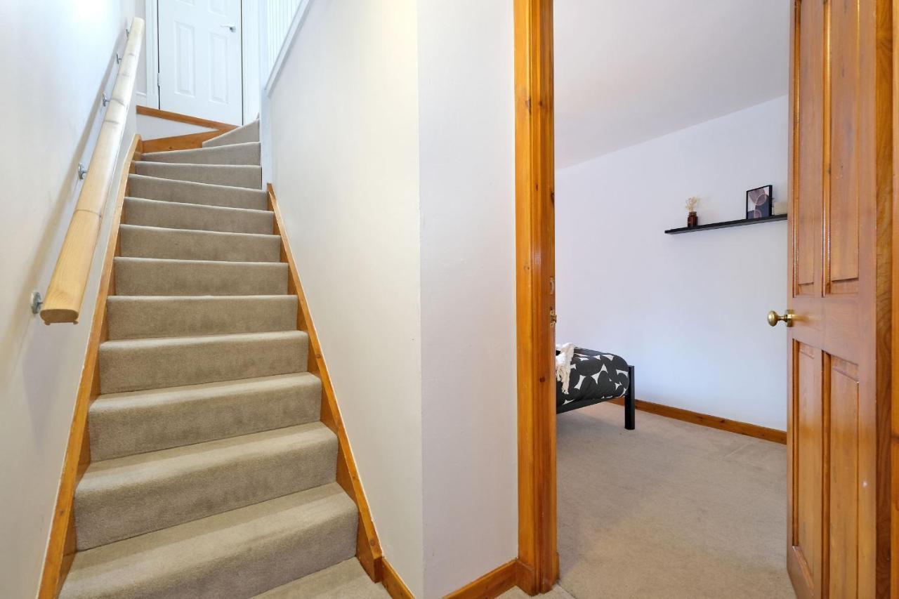 Sensational West End Living With Bicocca Apartment Aberdeen
